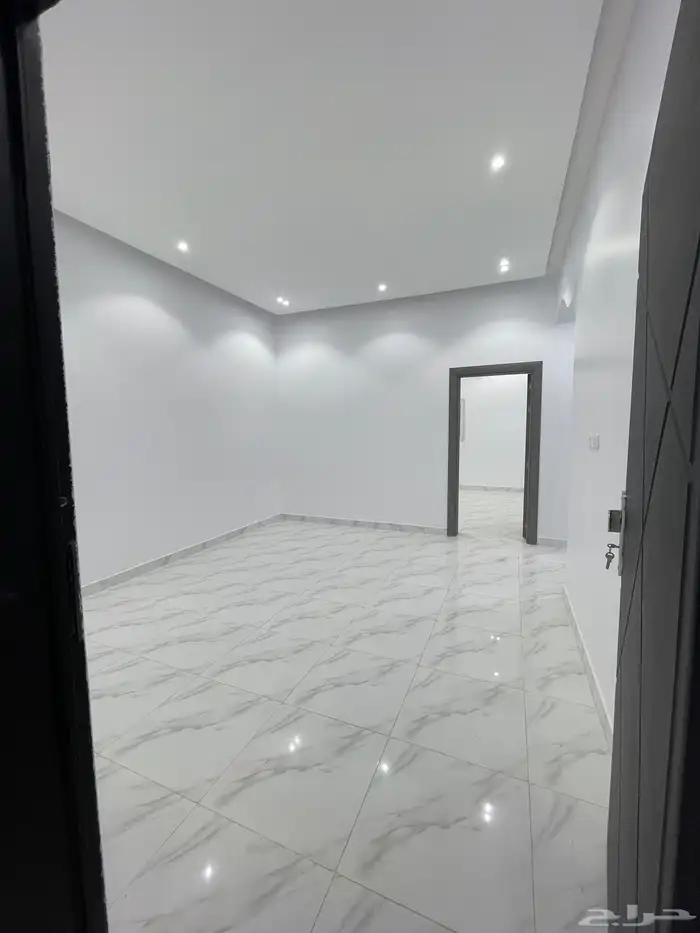 للبيع عمارة تجاريي سكني حي الريان حفر الباطن 17