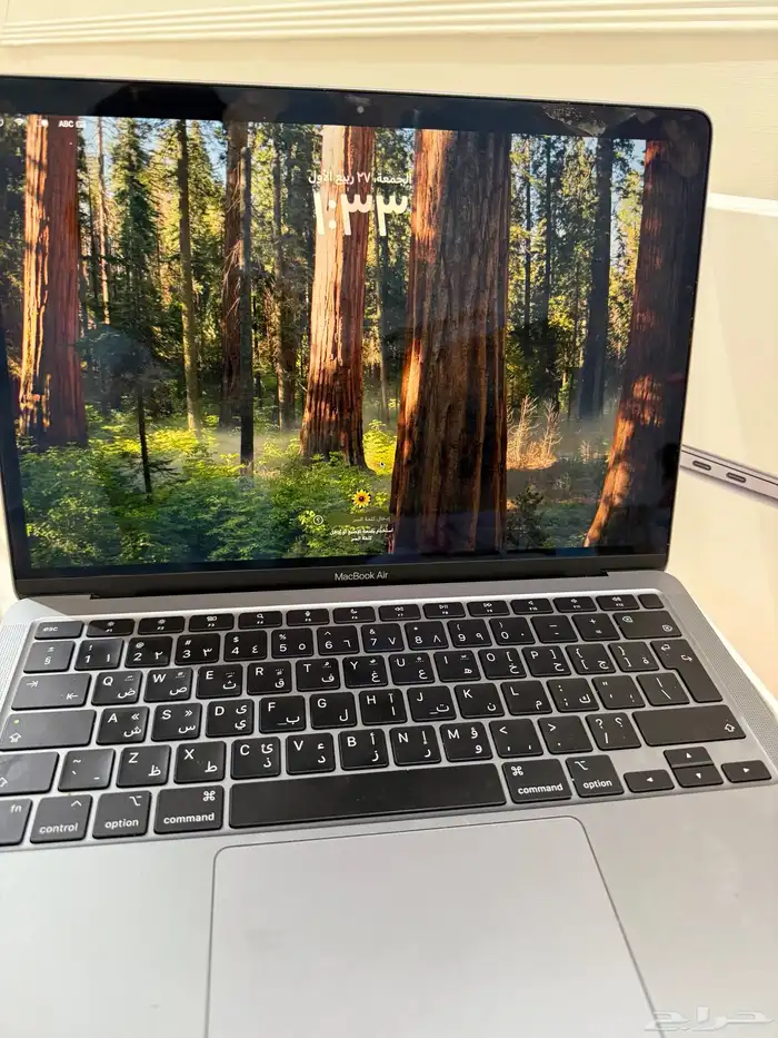 ماك بوك Air ابل نضيف تحت الضمان 2