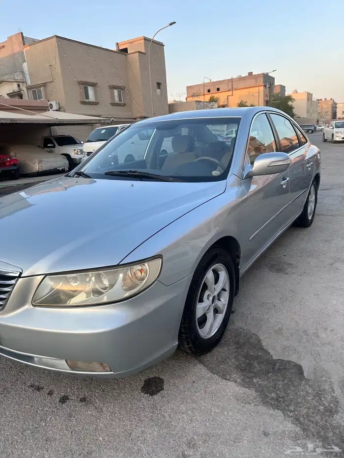 للبيع هيونداي أزيرا موديل 2008 المالك الثاني 2
