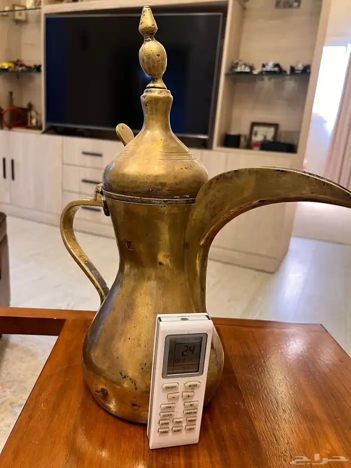 3 دلال رسلان الصغار محمود رسلان والكبيره رسلان الاب وحميعهم 6