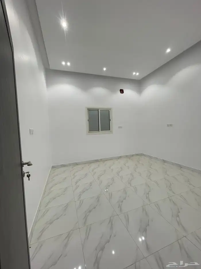 للبيع عمارة تجاريي سكني حي الريان حفر الباطن 13