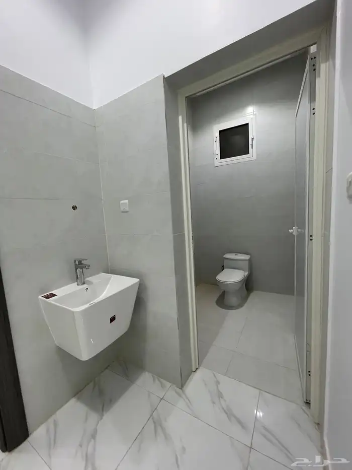 للبيع عمارة تجاريي سكني حي الريان حفر الباطن 19