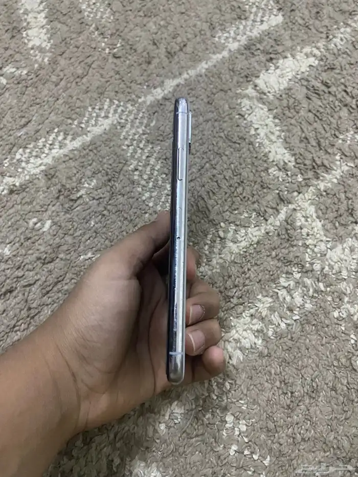 جوال ايفون x جديد بس منكسر الحمايه 600 2