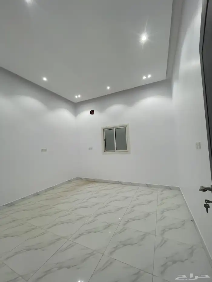 للبيع عمارة تجاريي سكني حي الريان حفر الباطن 12