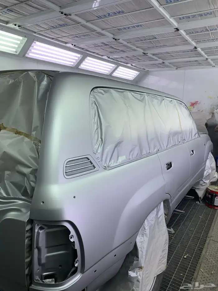 ورشة صيانة سيارات 6