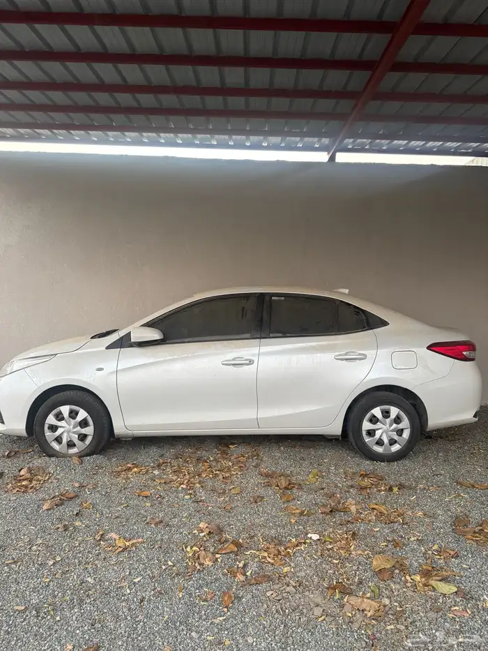 يارس ستاندر 2021 العداد 51 الف مخزنه ((حد للبيع 55 الف ريال 3