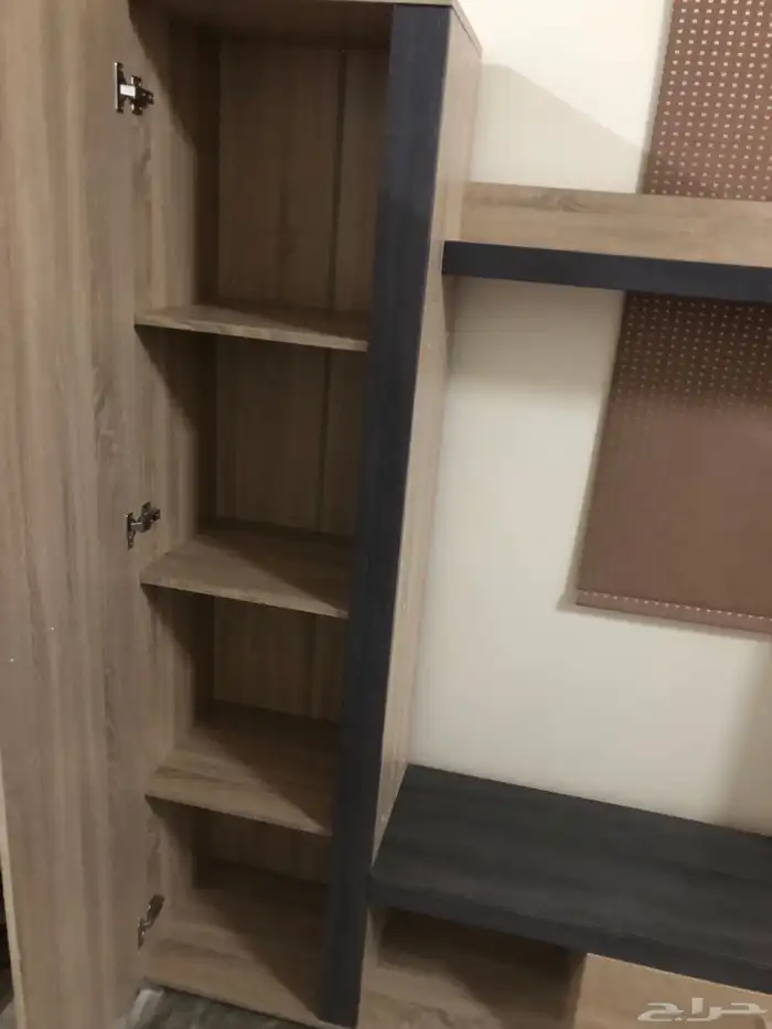 طاولة شاشه متكامله 1