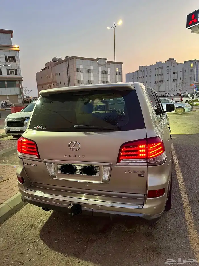 جيب لكزس 2014 8
