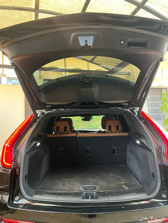 Cadillac XT4 البيع 7
