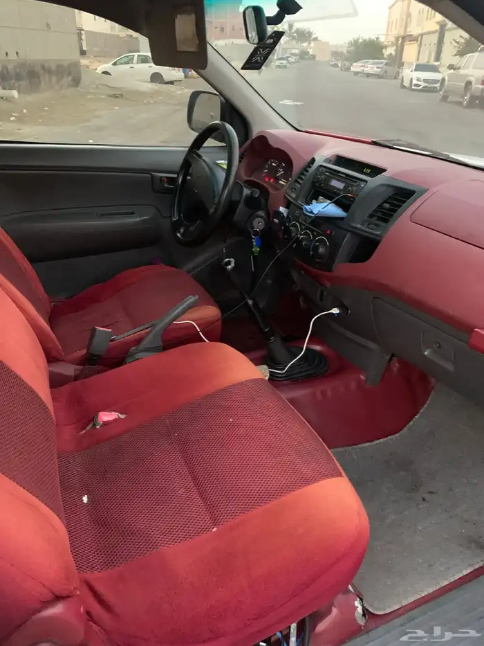 هايلوكس 2015 عبداللطيف جميل مالك واحد من الوكاله تم البيع 11