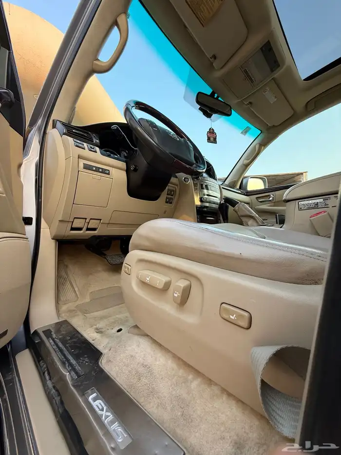 لكزس LX570 .2009 9
