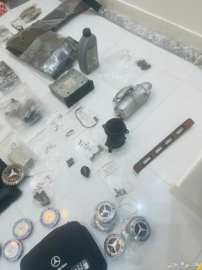 قطع مرسيدس شبح نظيف وعلى الشرط 7