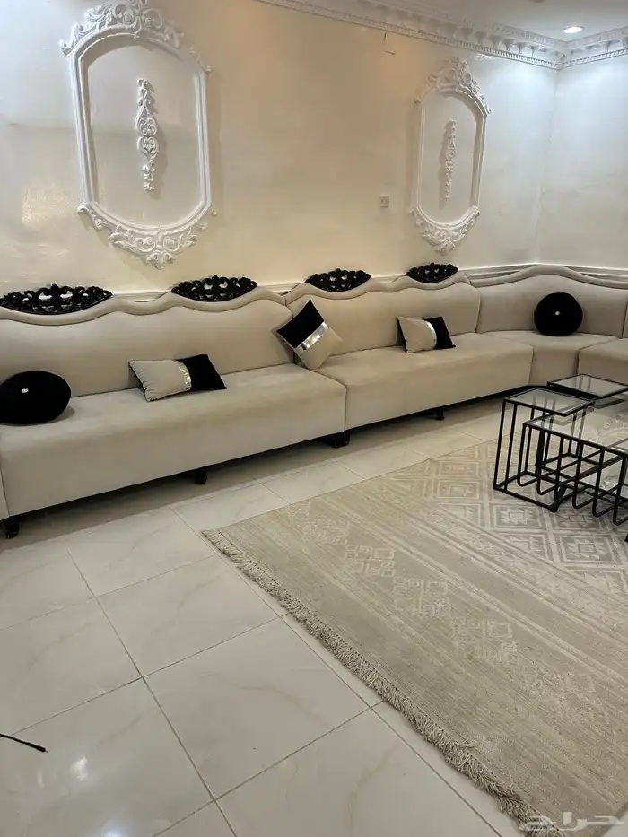 كنب جديد سبب اللبيع النقل من البيت مع الطاولات والزوليه 2