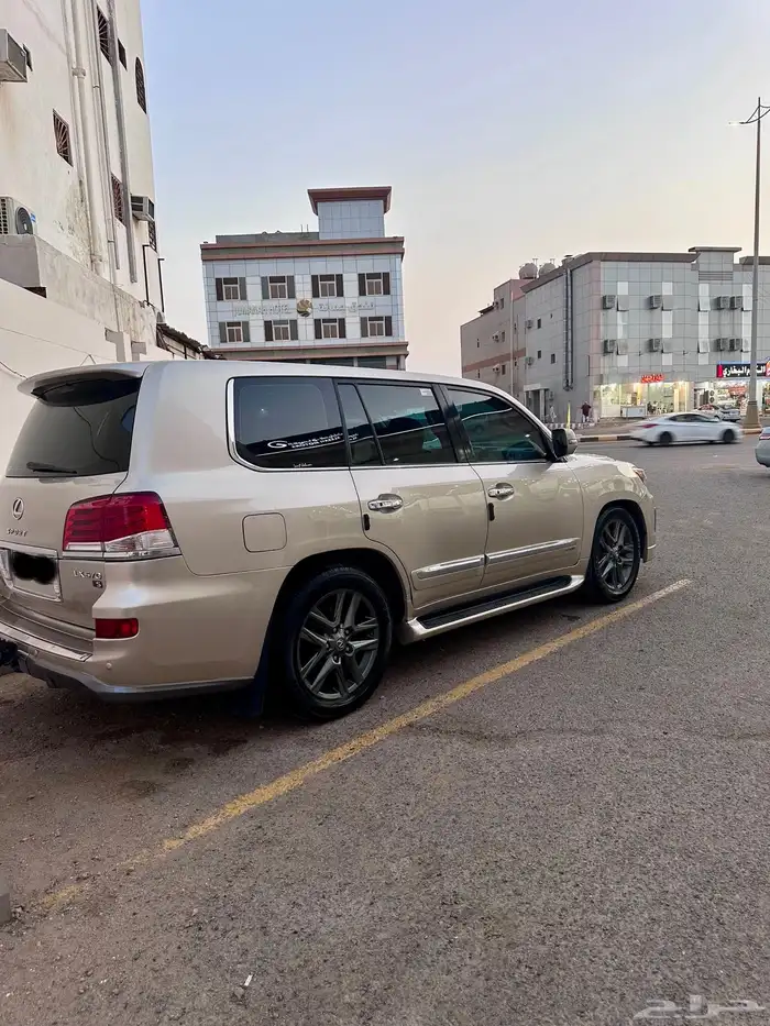 جيب لكزس 2014 4