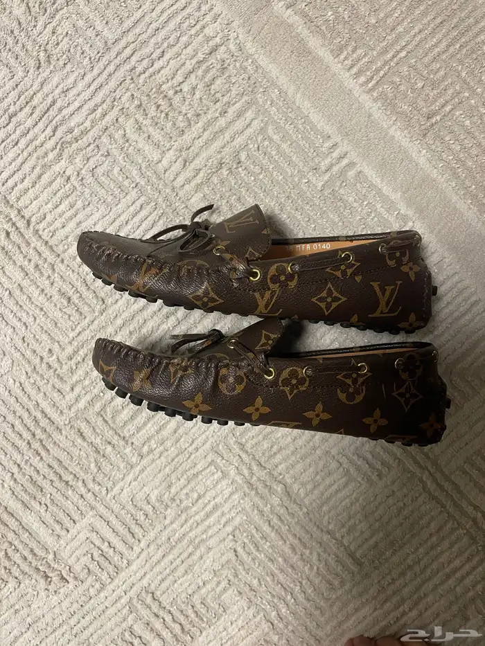 شوز LV ماستر كوبي سايز 38 لبسة واحدة 3