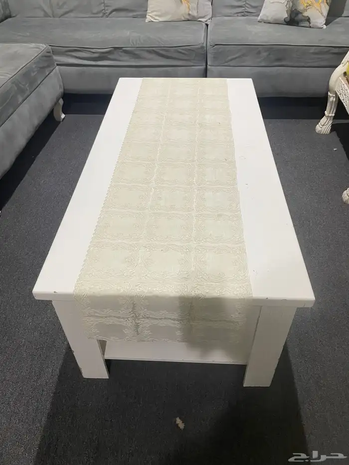 طقم كنب مع كرسيين وطاوله 0