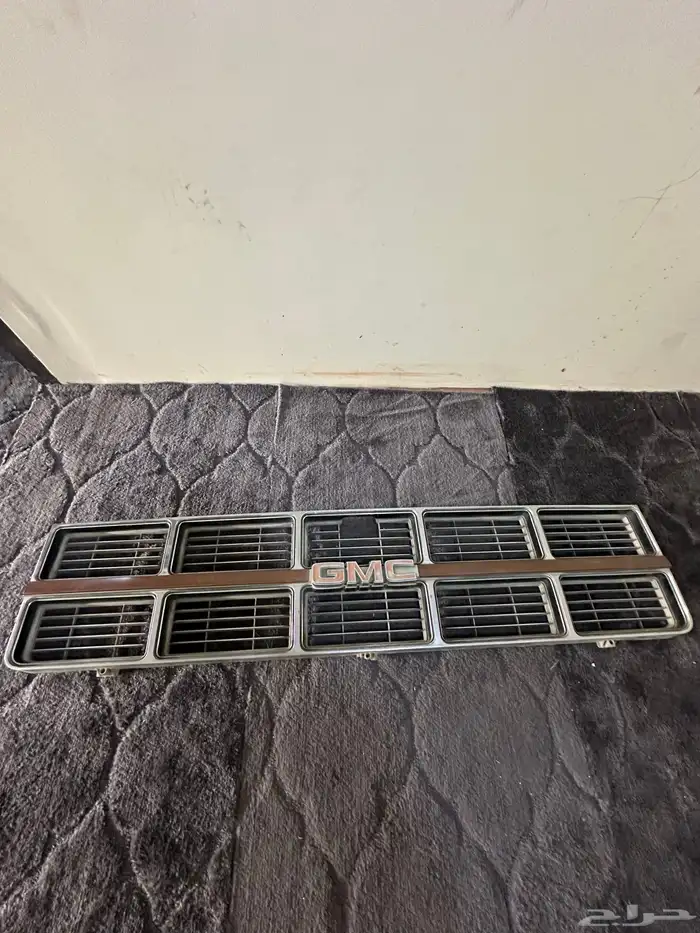 قطع واكسسوارت جمس بهبهاني نظيفه شرط. 1