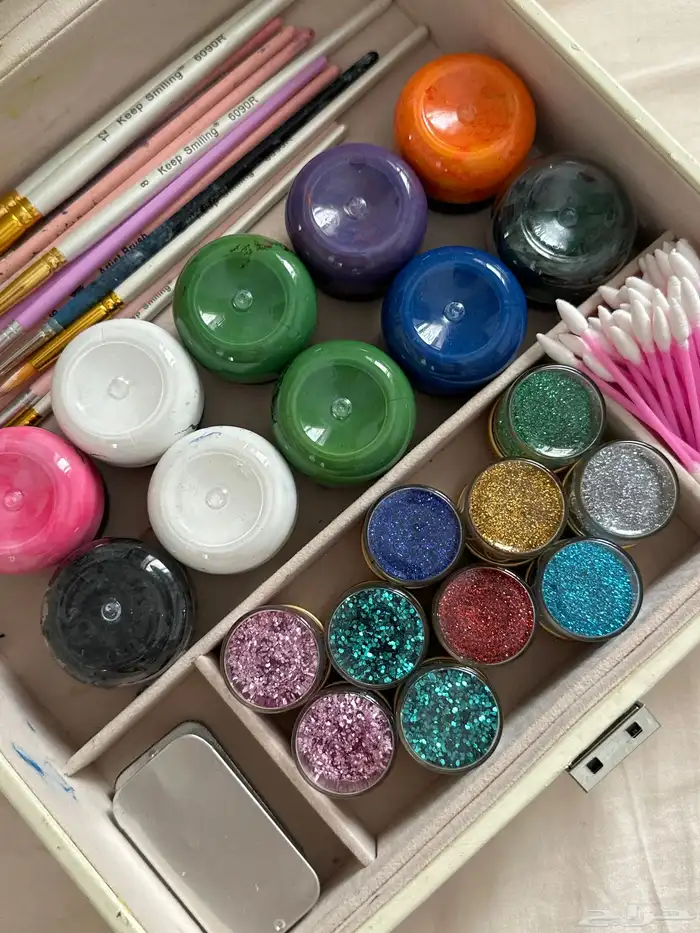 الوان رسم على الوجه رسم اليوم الوطني 2