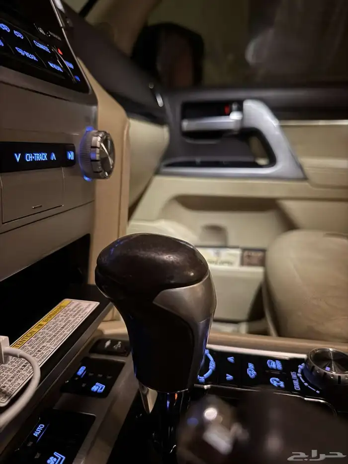 لاند كروزر في اكس ار 2016 وارد عبداللطيف جميل VXR2 12