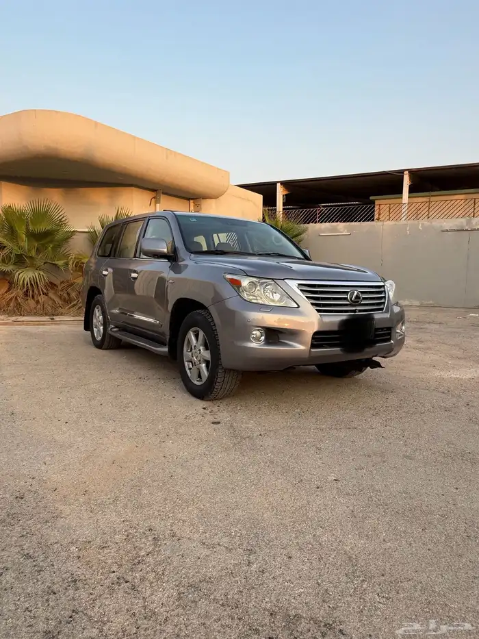 لكزس LX570 .2009 4