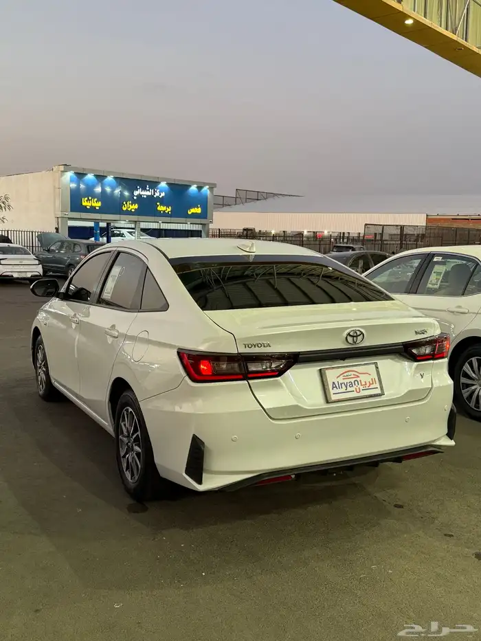 تويوتا يارس 2023 4