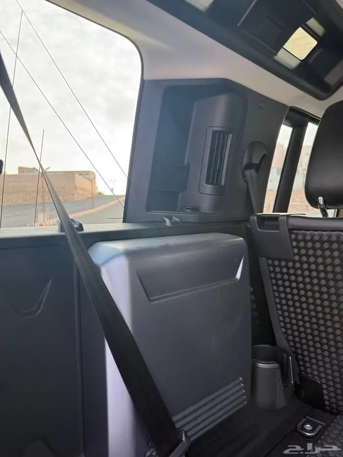 لاند روفر ديفندر 2020 فل كامل وعلا ضمان الناغي 110 HSE V6 18
