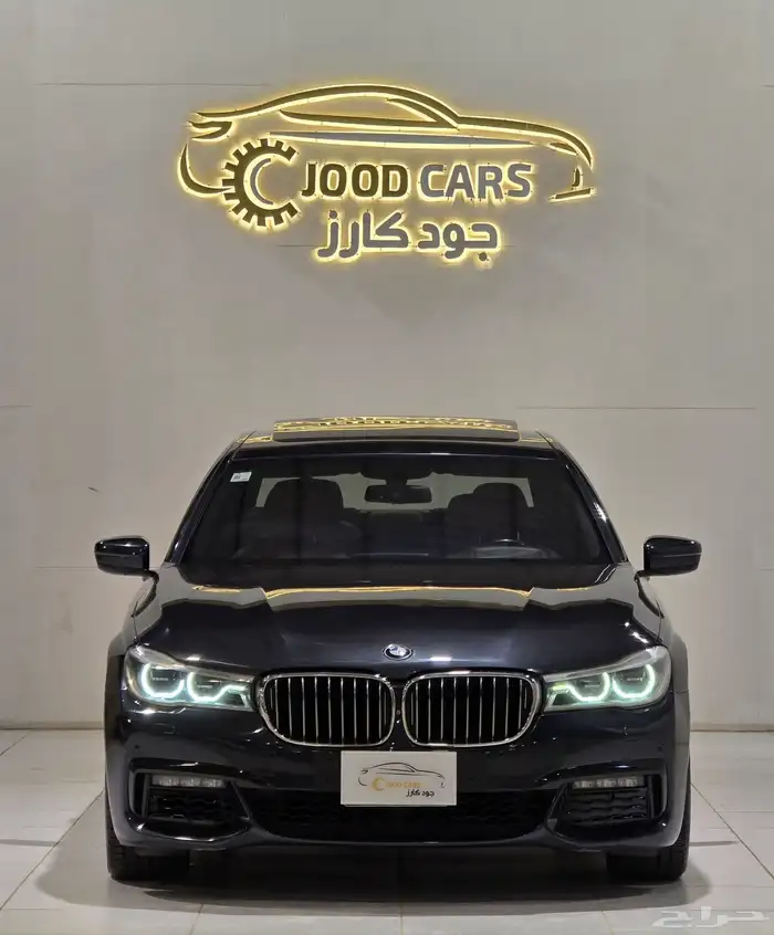بي ام دبليو 740Li موديل 2016 بحالة ممتازة 4
