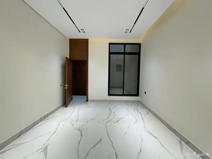 للبيع فيلا حي النرجس 8