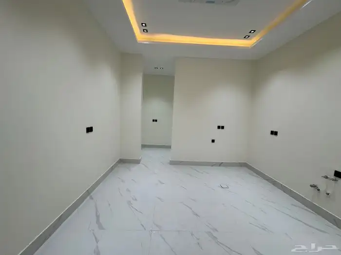 للبيع فيلا حي النرجس 14