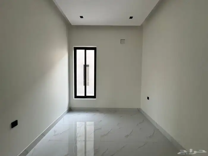للبيع فيلا حي النرجس 23