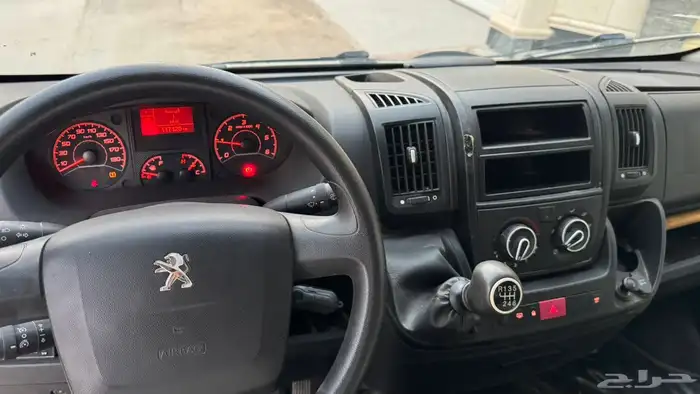 بيجو بوكس 3.5 طن مع تبريد 4