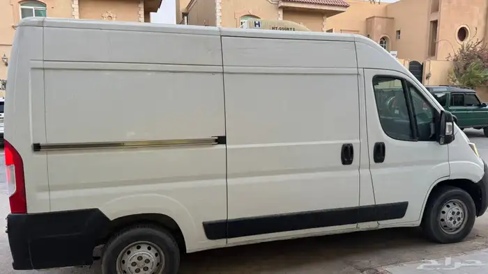 بيجو بوكس 3.5 طن مع تبريد 5