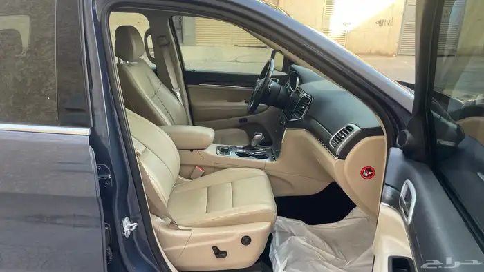 جيب شيروكي لميتدا 2021 23