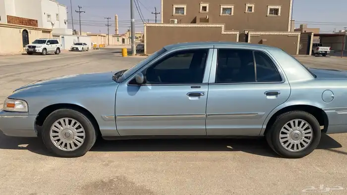 فورد قراند ماركيز سعودي 3