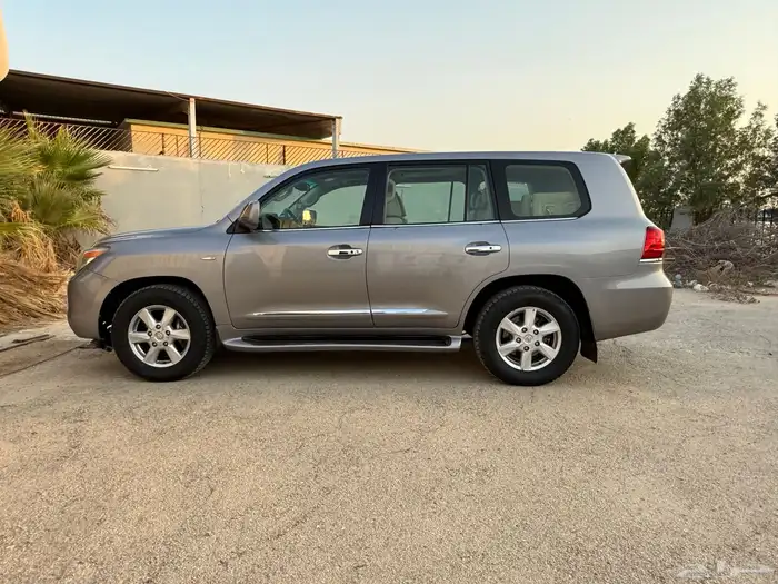 لكزس LX570 .2009 2