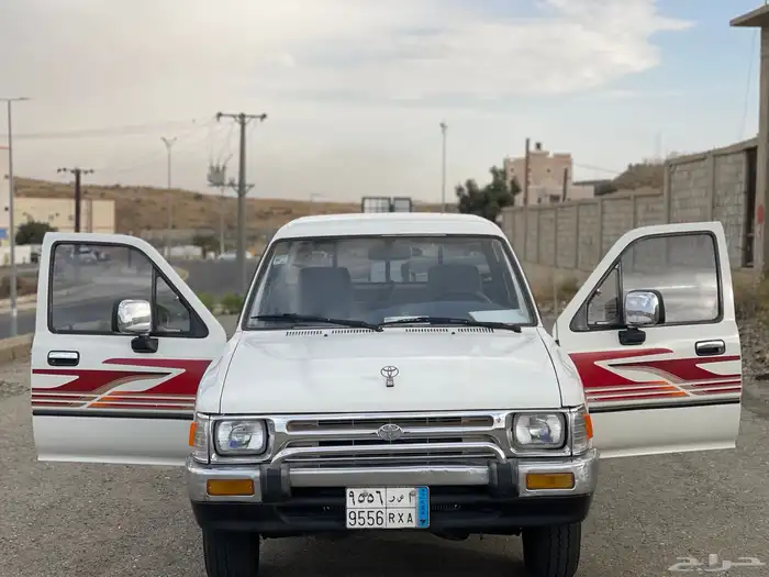 هايلوكس GL موديل 1992 قمة في النظافة. 0