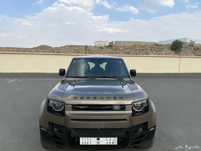 لاند روفر ديفندر 2020 فل كامل وعلا ضمان الناغي 110 HSE V6 4