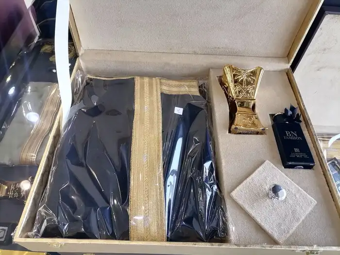 هدايا تخرج ضباط زواج ترقية تقاعد سيف بشت درع 32