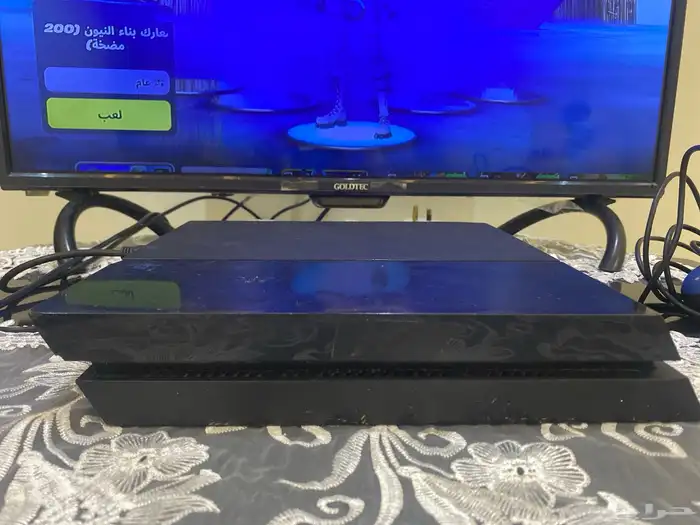 للبيع سوني فور 2