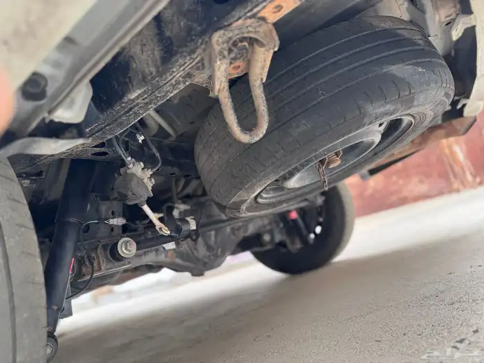 انوفا 2012 نضيفه للبيع 13