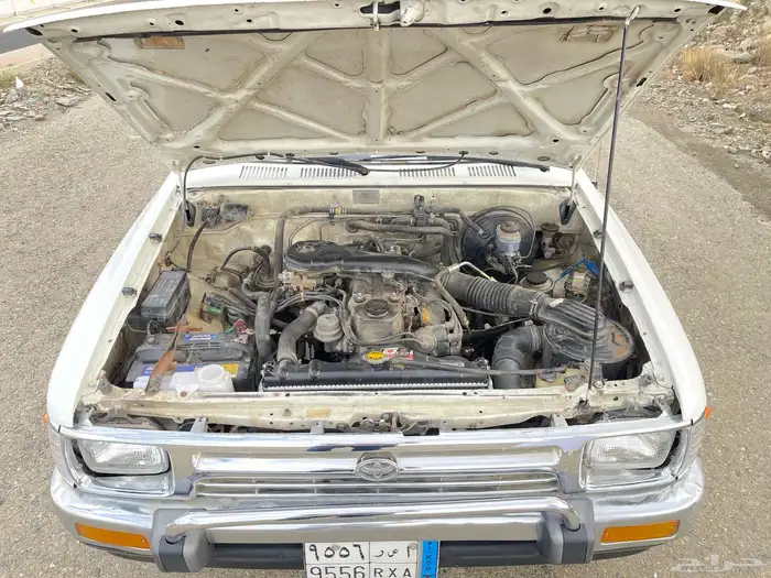 هايلوكس GL موديل 1992 قمة في النظافة. 26