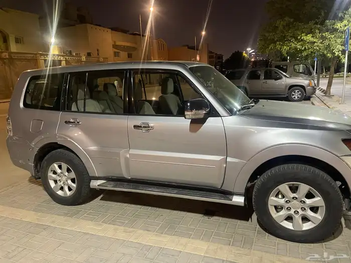 pajero full option 2012 original paint 0