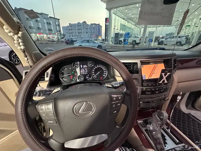 جيب لكزس 2014 13