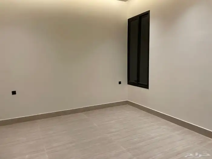 دور أرضي للبيع بحي أسس المرجان 8