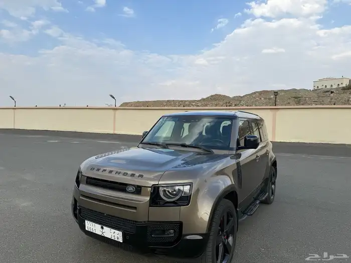 لاند روفر ديفندر 2020 فل كامل وعلا ضمان الناغي 110 HSE V6 1