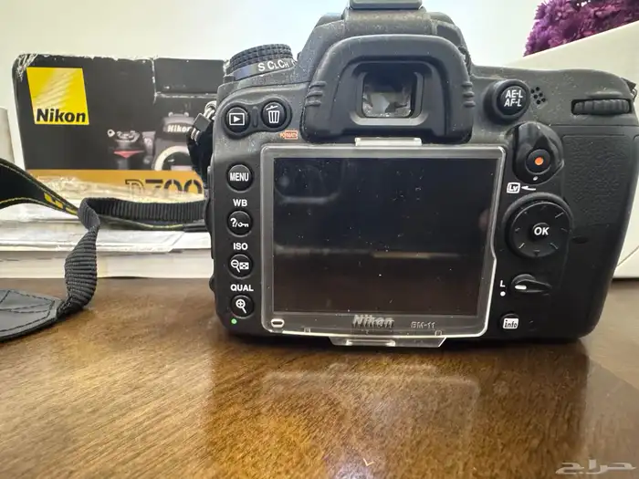 كاميرا نيكون Nicon D7000 بحالة ممتازة للبيع 2