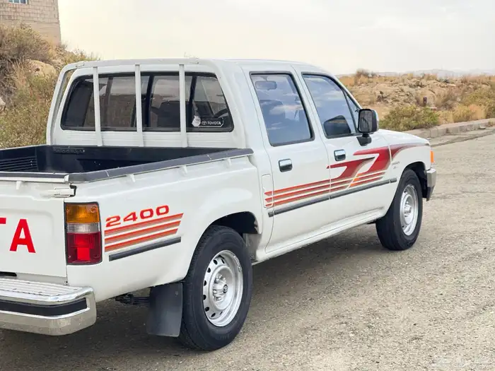 هايلوكس GL موديل 1992 قمة في النظافة. 5