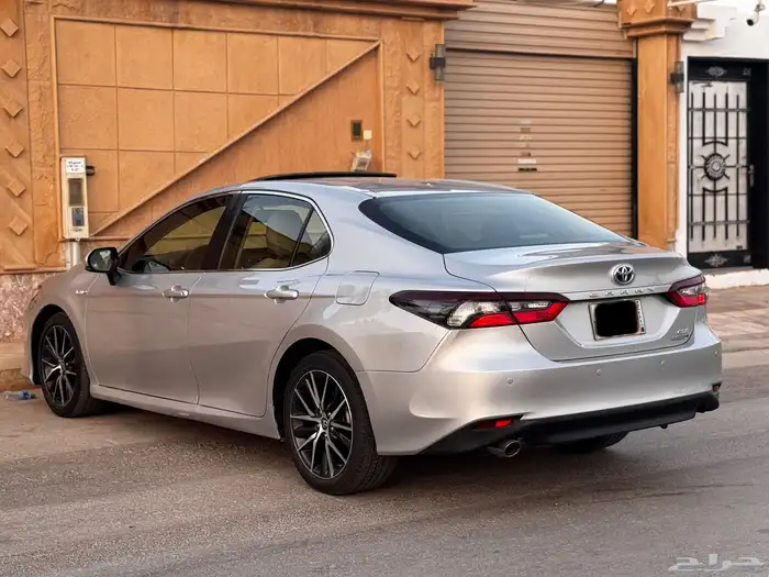 كامري 2022 GLE هايبرد 8