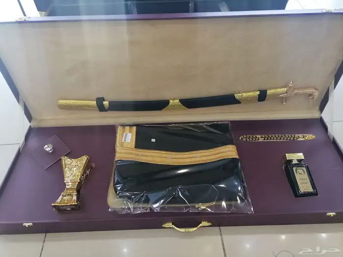 هدايا تخرج ضباط زواج ترقية تقاعد سيف بشت درع 33