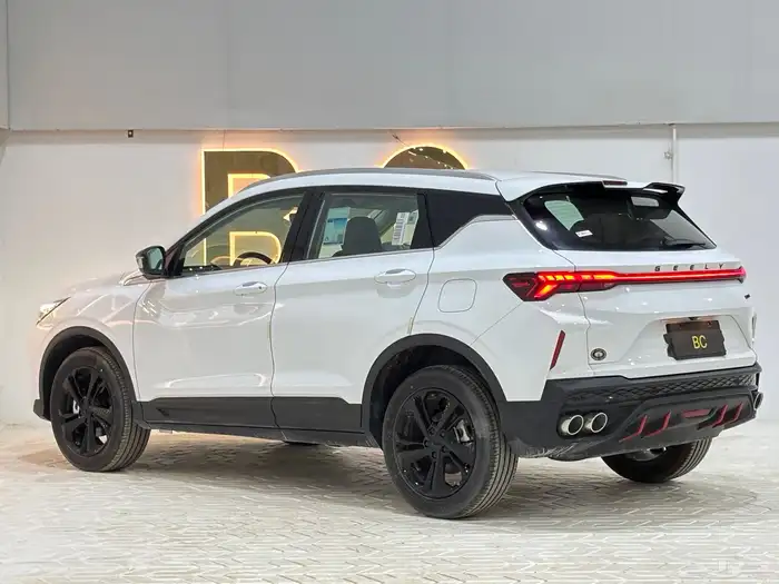 جيلي كولراي موديل 2025 نص فل GK عرض اليوم الوطني 19